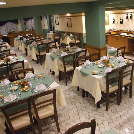 Hotel Internacional San Carlos de Bariloche Dış mekan fotoğraf