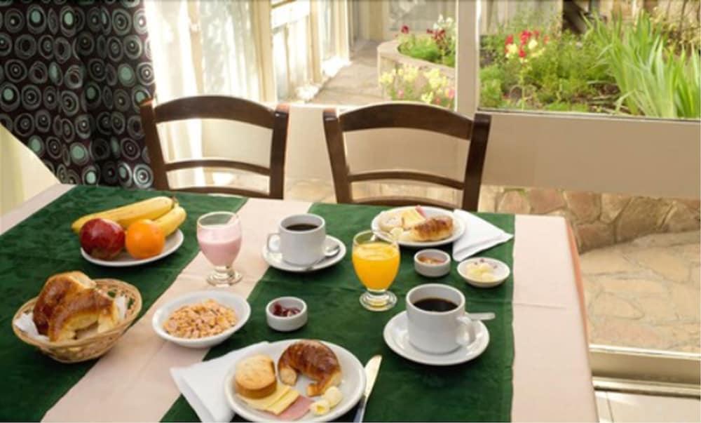 Hotel Internacional San Carlos de Bariloche Dış mekan fotoğraf