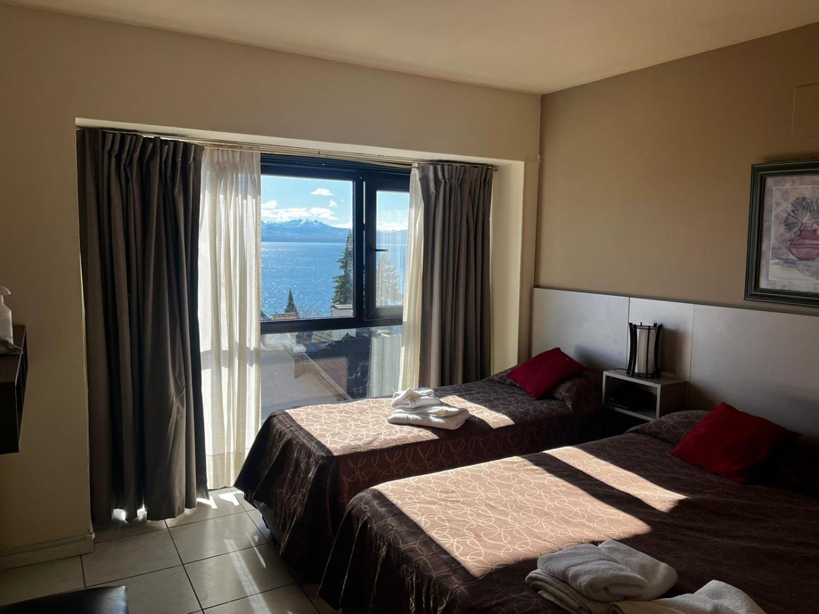 Hotel Internacional San Carlos de Bariloche Dış mekan fotoğraf