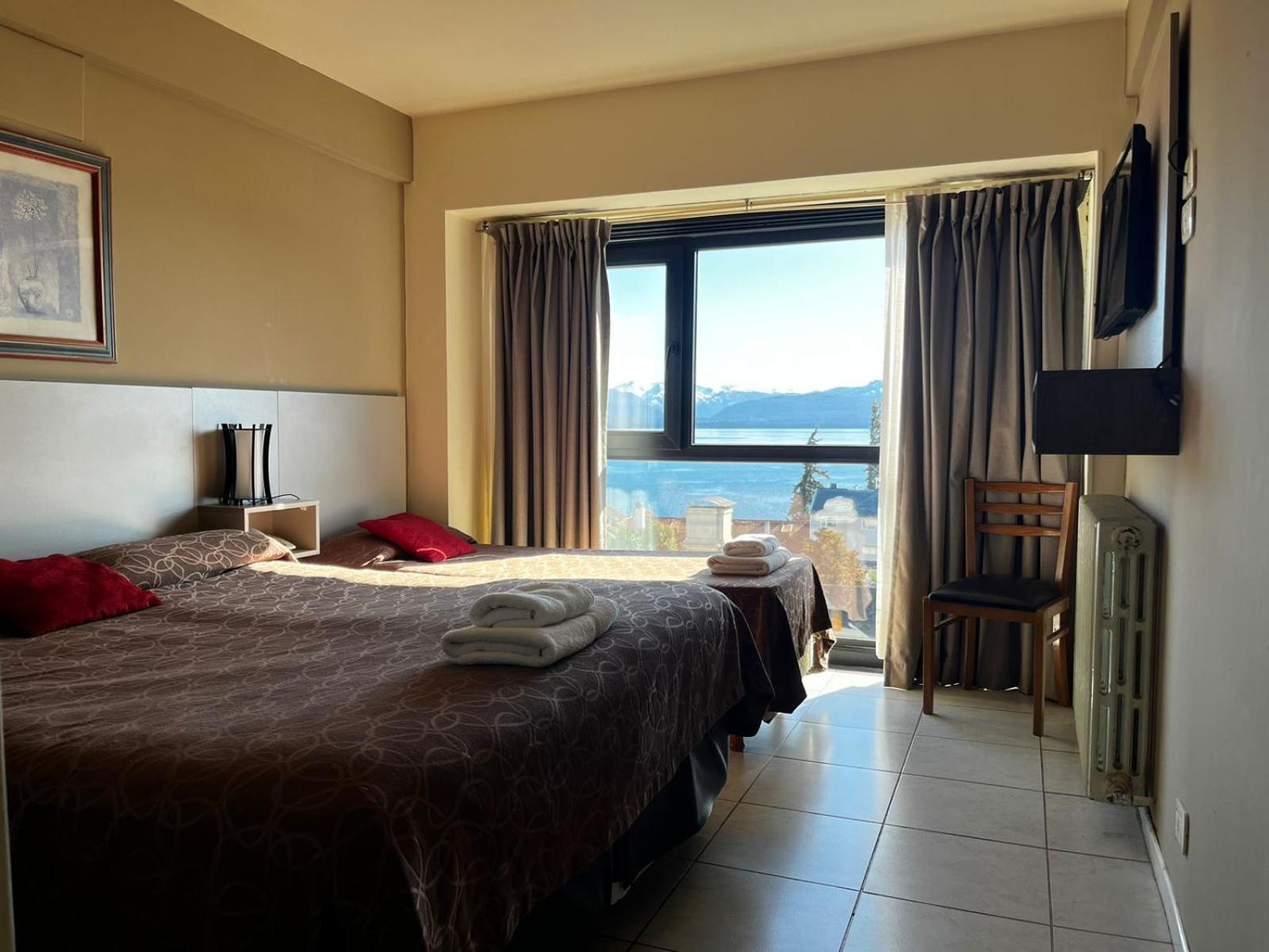 Hotel Internacional San Carlos de Bariloche Dış mekan fotoğraf